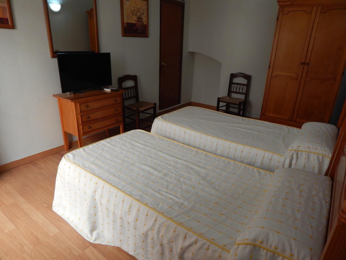 Hostal Cristina Chipiona Bagian luar foto