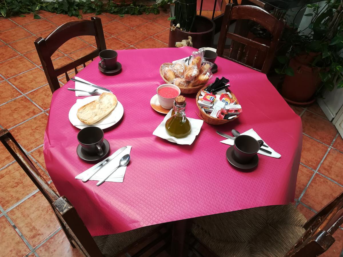 Hostal Cristina Chipiona Bagian luar foto