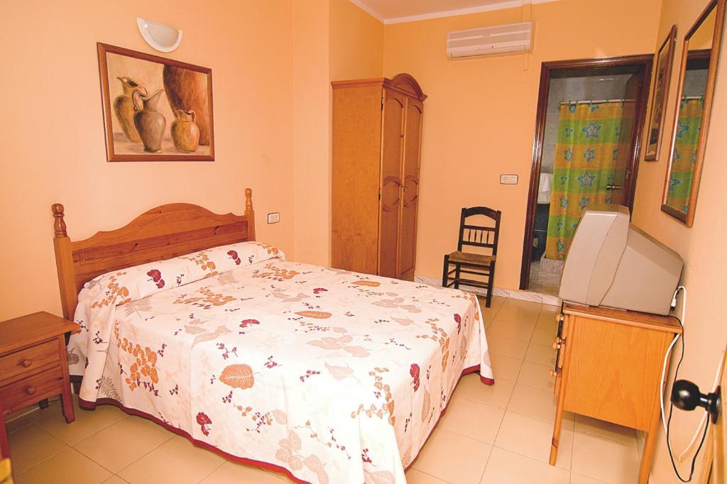 Hostal Cristina Chipiona Bagian luar foto